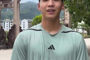 21岁刘邵子洋致谢球迷，本赛季出战14次奥乙&身价涨至20万欧